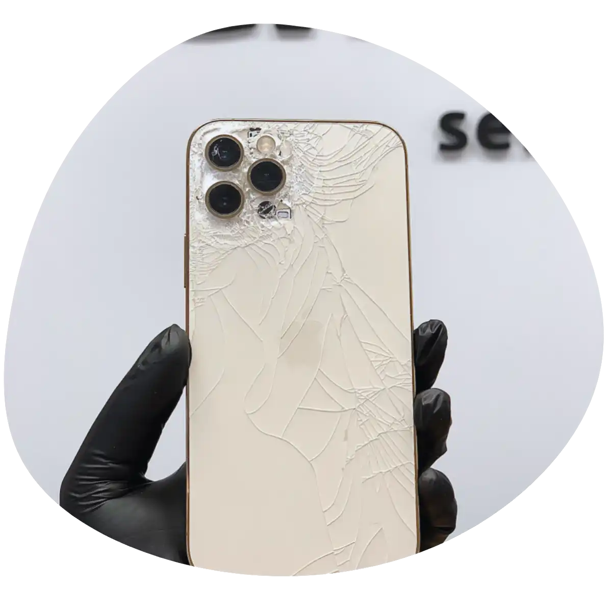 wymiana klapki tylnej w telefonie iphone szybko i sprawnie